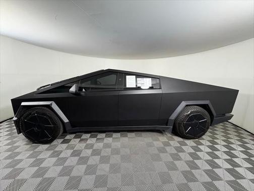 2024 Tesla Cybertruck Cyberbeast