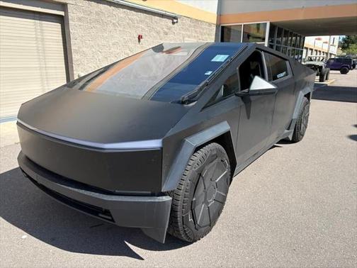 2024 Tesla Cybertruck Cyberbeast
