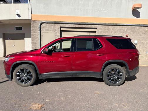 2021 Chevrolet Traverse RS