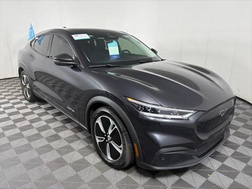 2022 Ford Mustang Mach-E Select