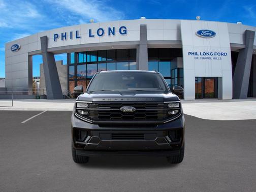 Agate Black Metallic 2027 Ford Expedition Max Platinum