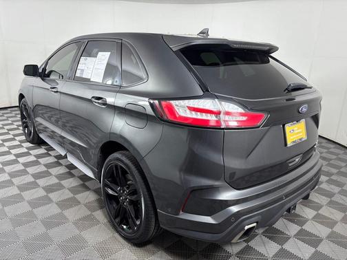 2020 Ford Edge ST