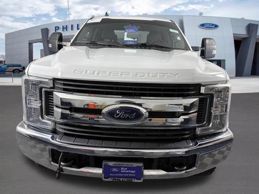 OXFORD WHITE 2019 Ford F-250 XLT