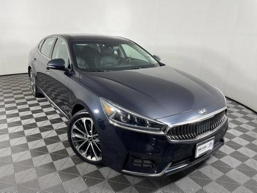 2019 Kia Cadenza Technology