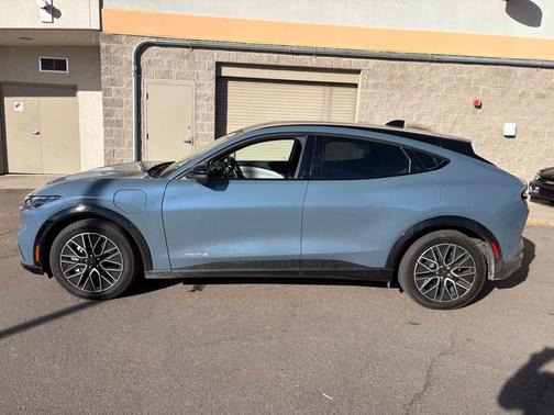 2024 Ford Mustang Mach-E Premium