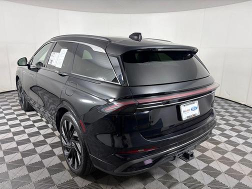 2024 Lincoln Nautilus Black Label