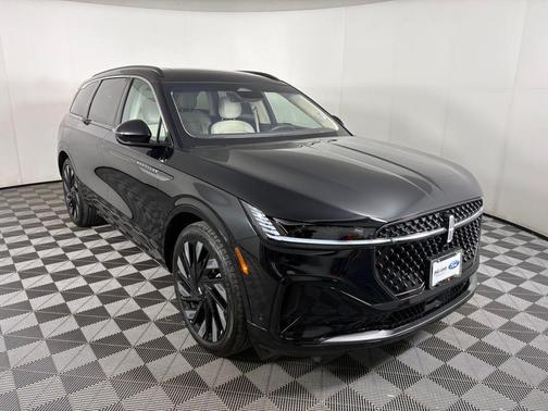 2024 Lincoln Nautilus Black Label