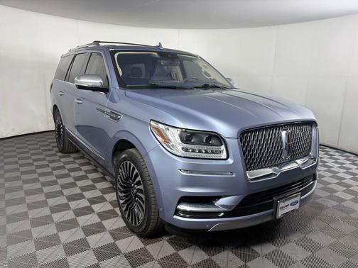 2018 Lincoln Navigator Black Label