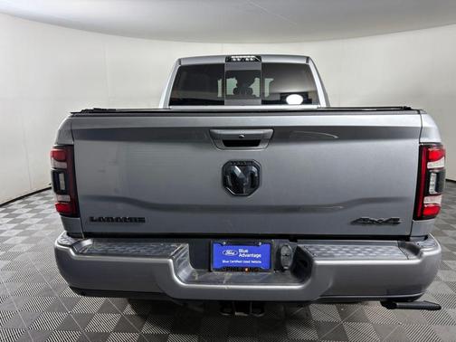 2020 RAM 2500 Laramie Crew Cab 4X4 6'4' Box