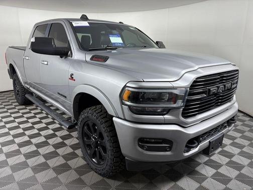 2020 RAM 2500 Laramie Crew Cab 4X4 6'4' Box
