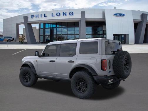 AVALANCHE GRAY 2026 Ford Bronco Badlands