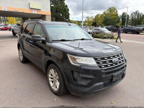 2016 Ford Explorer Base