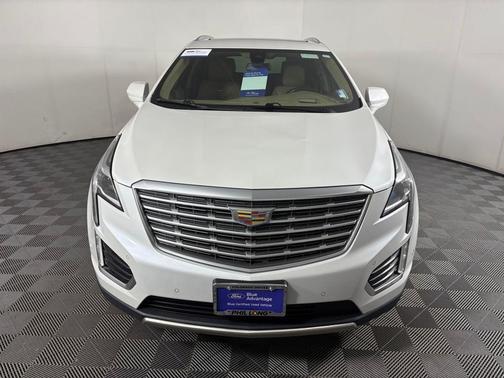 2017 Cadillac XT5 Platinum