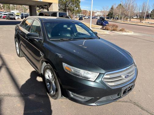 2014 Ford Taurus SEL