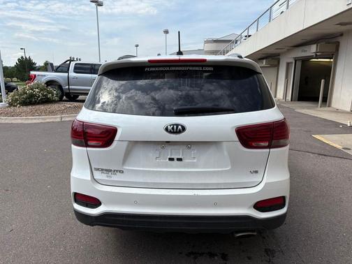 2020 Kia Sorento S
