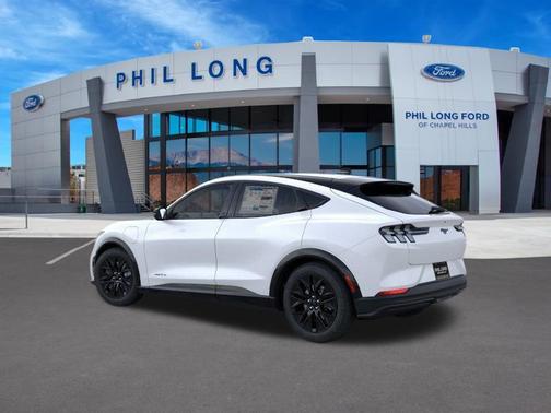 STAR WHITE MET TRI-COAT 2026 Ford Mustang Mach-E Premium