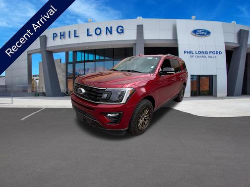 RUBY RED METALLIC TINTED CC 2019 Ford Expedition Limited