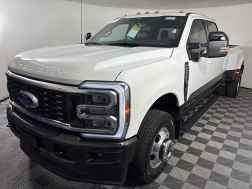 2025 Ford F-350 King Ranch