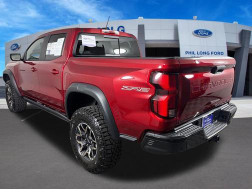 Radiant Red Tintcoat 2026 Chevrolet Colorado ZR2