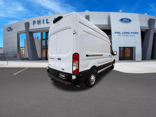 OXFORD WHITE 2026 Ford Transit-250 Base