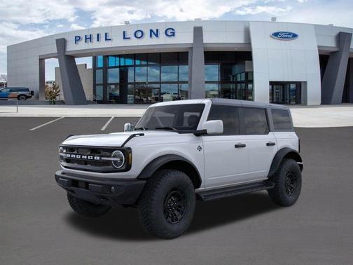 Oxford White 2026 Ford Bronco Outer Banks