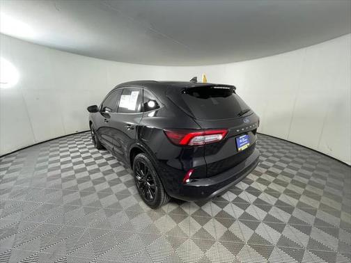 2023 Ford Escape ST-Line Elite