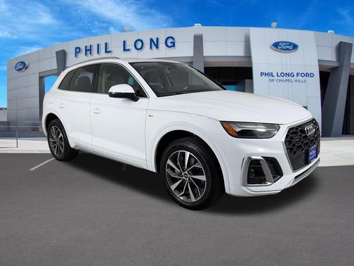 White 2024 Audi Q5 45 S line Premium Plus