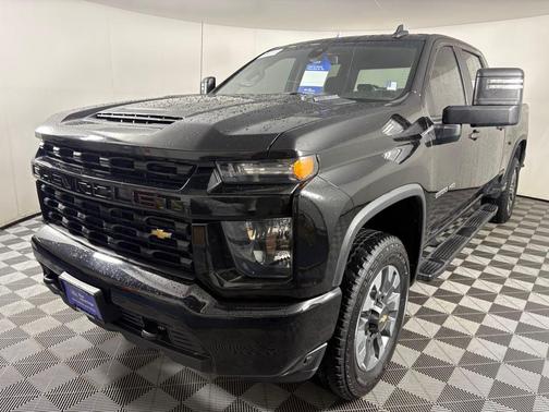 2022 Chevrolet Silverado 2500 Custom