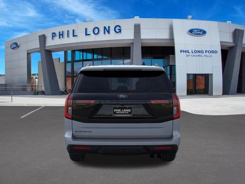 GLACIER GRAY MET TRI-COAT 2026 Ford Expedition Platinum