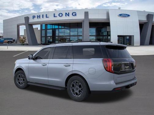 Glacier Gray Metallic Tri-Coat 2026 Ford Expedition Active