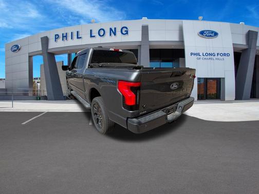 Carbonized Gray Metallic 2025 Ford F-150 Lightning Flash