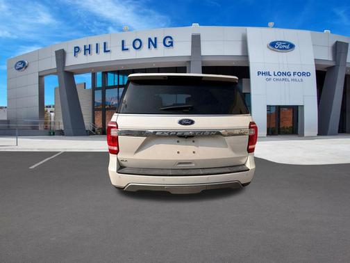 White Platinum Metallic Tri-Coat 2019 Ford Expedition Max XLT
