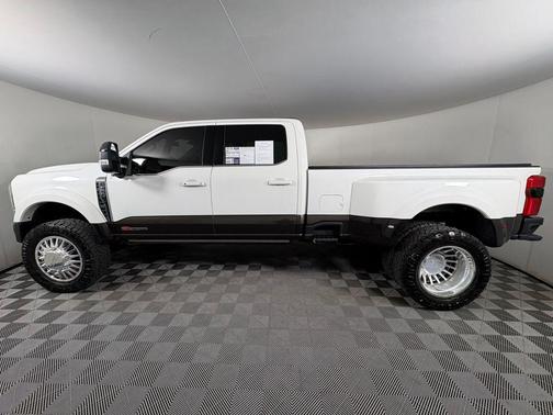2025 Ford F-450 King Ranch