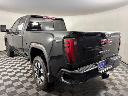2024 GMC Sierra 2500 Denali