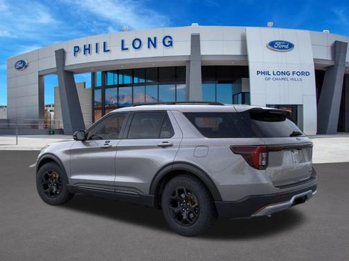 CARBONIZED GRAY METALLIC 2026 Ford Explorer Tremor