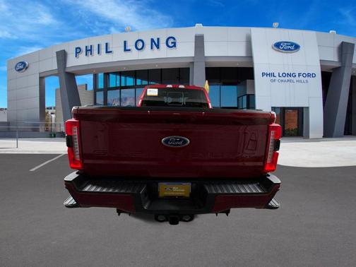 RAPID RED 2023 Ford F-250 Lariat