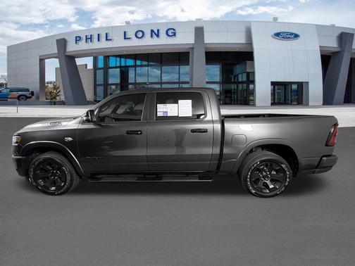 Granite Crystal Metallic Clearcoat 2026 RAM 1500 Big Horn/Lone Star