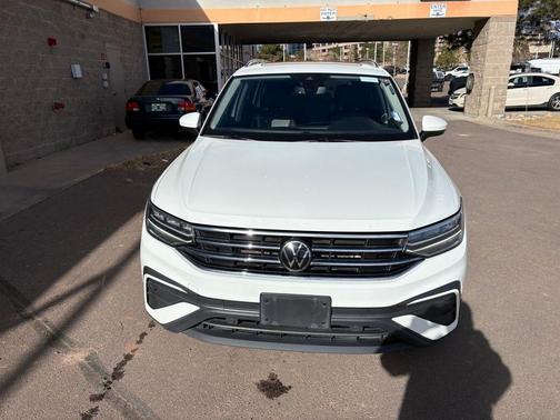2022 Volkswagen Tiguan 2.0T SE 4MOTION