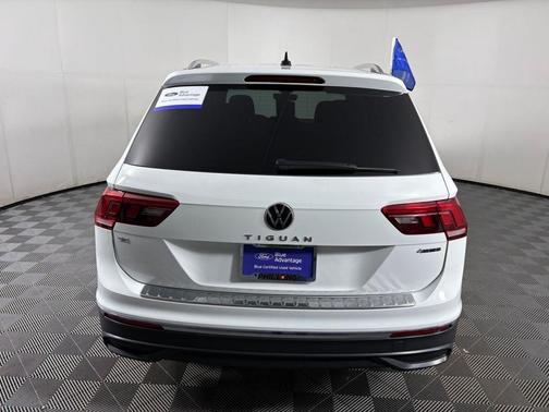 2022 Volkswagen Tiguan 2.0T SE 4MOTION