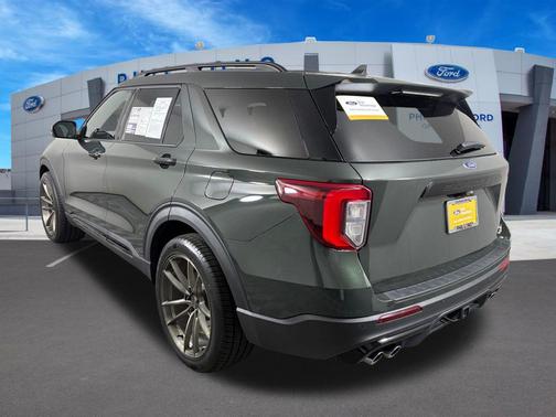 FORGED GREEN METALLIC 2024 Ford Explorer ST