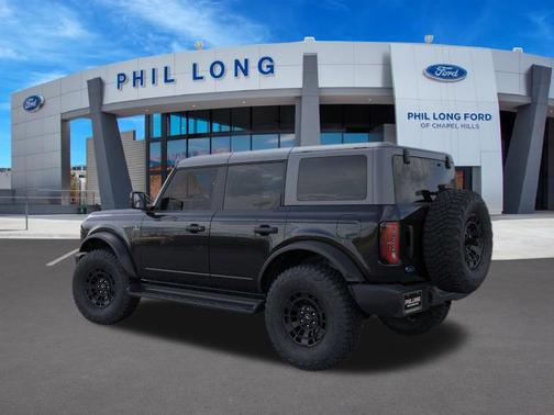 SHADOW BLACK 2026 Ford Bronco Outer Banks