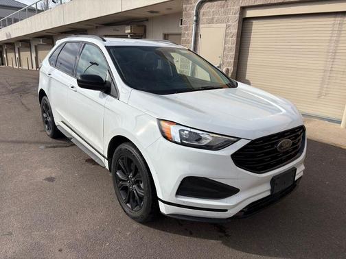 2023 Ford Edge SE