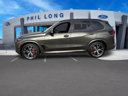 Manhattan Green Metallic 2026 BMW X5 xDrive40i