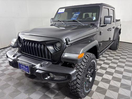 Granite Crystal Metallic Clearcoat 2024 Jeep Gladiator Willys
