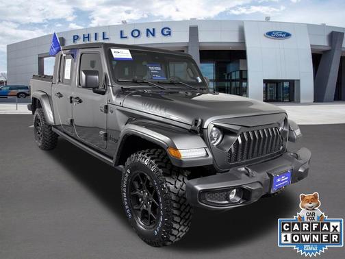 Granite Crystal Metallic Clearcoat 2024 Jeep Gladiator Willys
