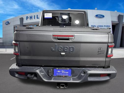 Granite Crystal Metallic Clearcoat 2024 Jeep Gladiator Willys