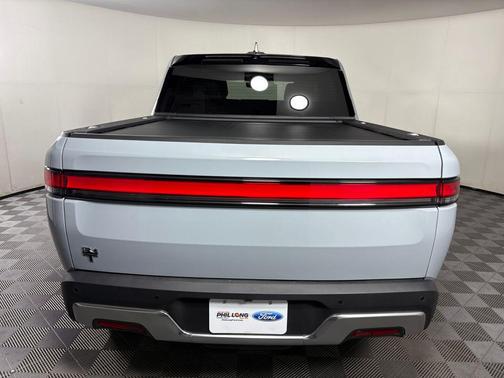 2024 Rivian R1T Adventure