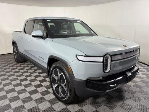2024 Rivian R1T Adventure
