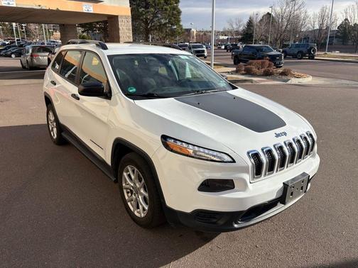 2015 Jeep Cherokee Sport