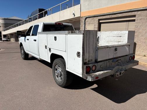 2023 RAM 2500 Tradesman Crew Cab 4x4 8' Box